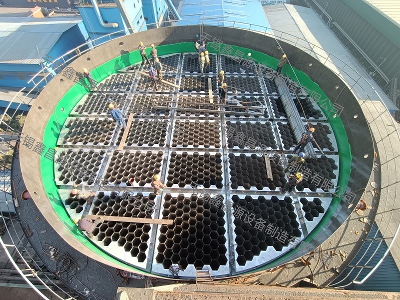 山西濕電除塵器安裝現場.jpg